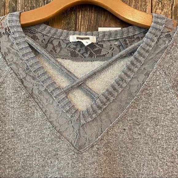 Maurices Sz S NWT Gray Lace Lagenlook Relaxed Fit Cotton Sweater - Picture 8 of 11
